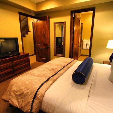 Canyon Villas At Coral Ridge ワシントン エクステリア 写真