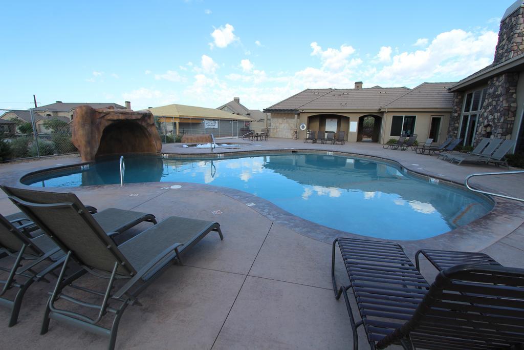 Canyon Villas At Coral Ridge ワシントン エクステリア 写真