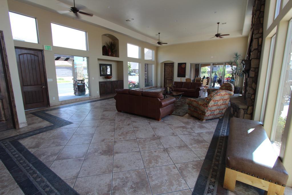 Canyon Villas At Coral Ridge ワシントン エクステリア 写真