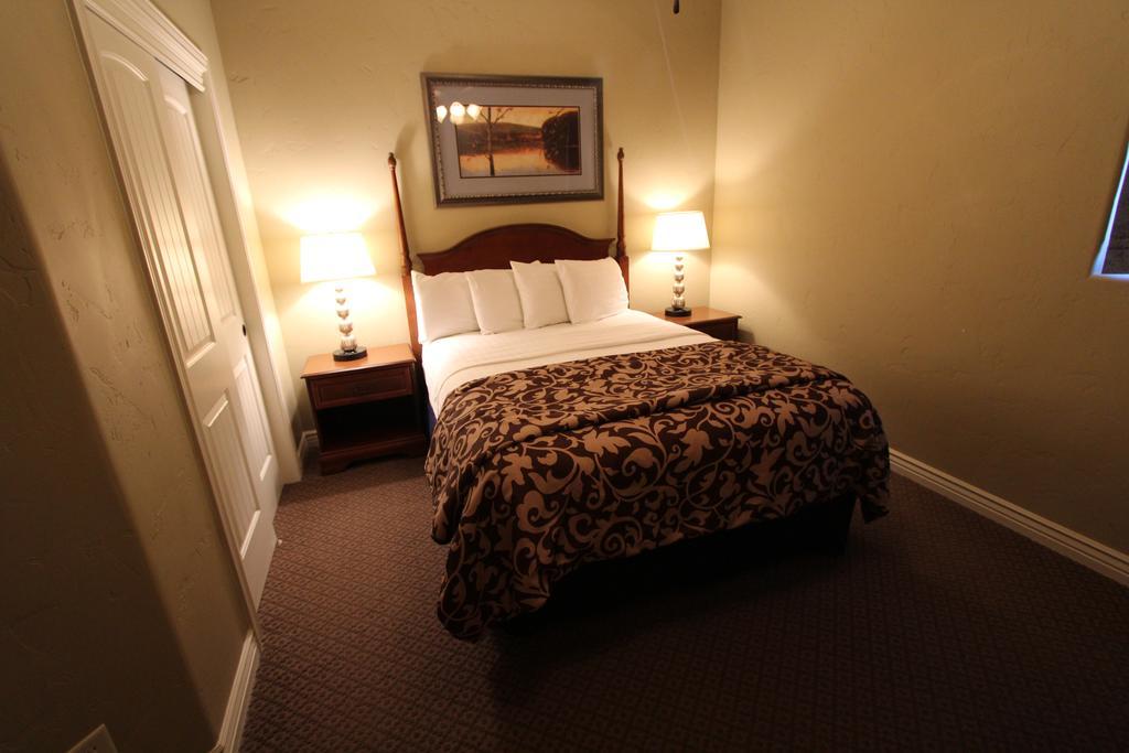 Canyon Villas At Coral Ridge ワシントン エクステリア 写真